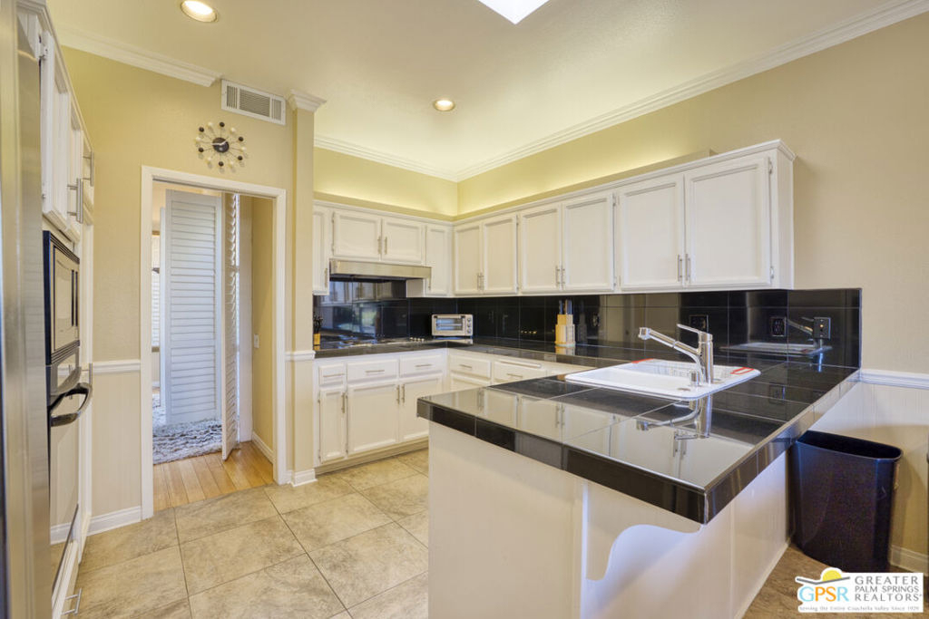 164 Lake Shore Drive - Photo 19