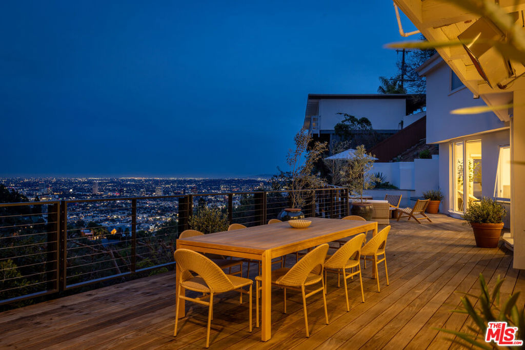 1568 Viewsite Drive - Photo 41