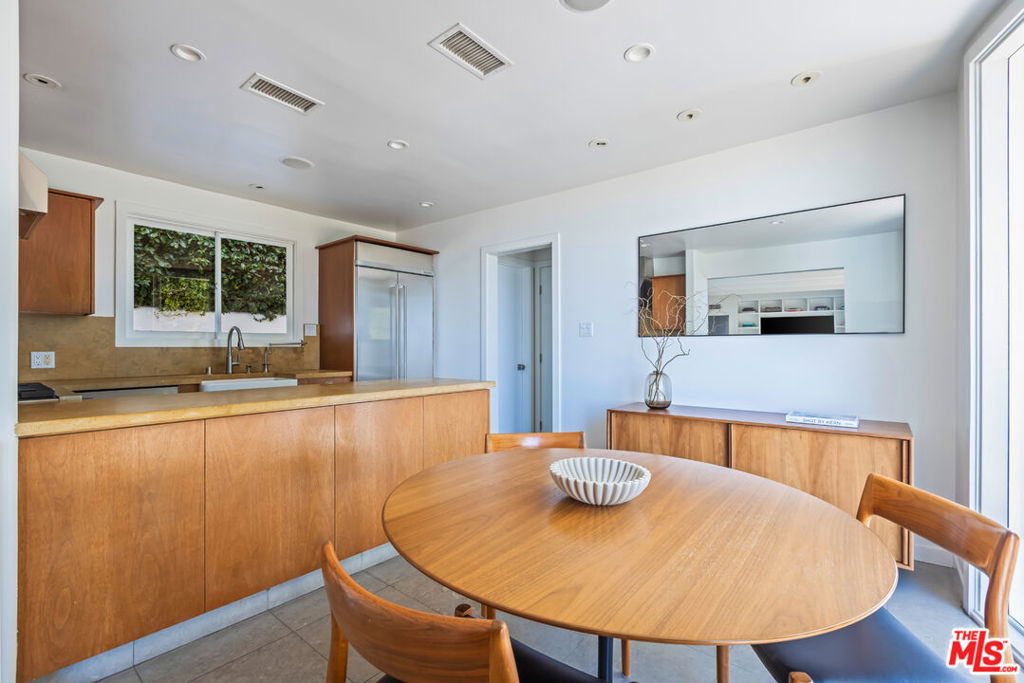 1568 Viewsite Drive - Photo 11