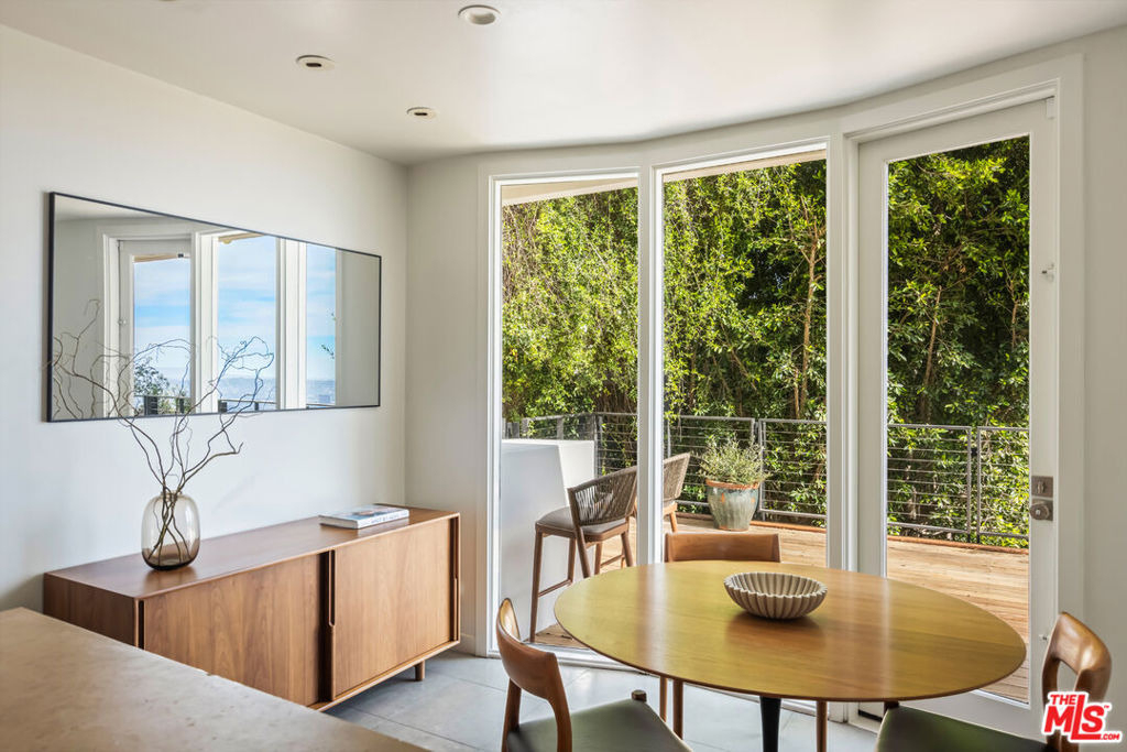 1568 Viewsite Drive - Photo 15