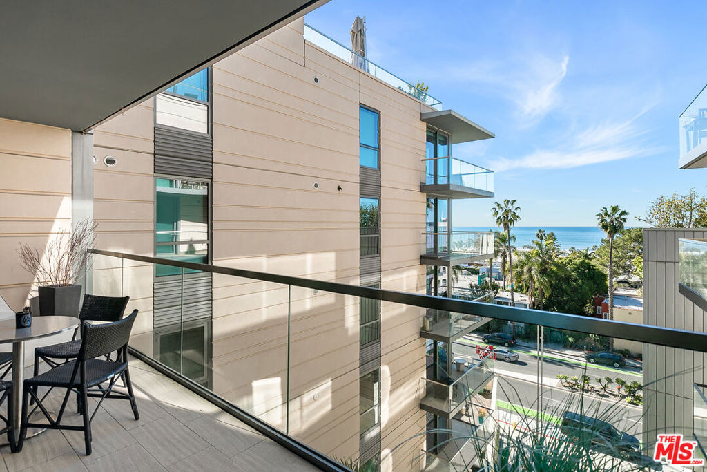 1755 Ocean Avenue - Photo 4