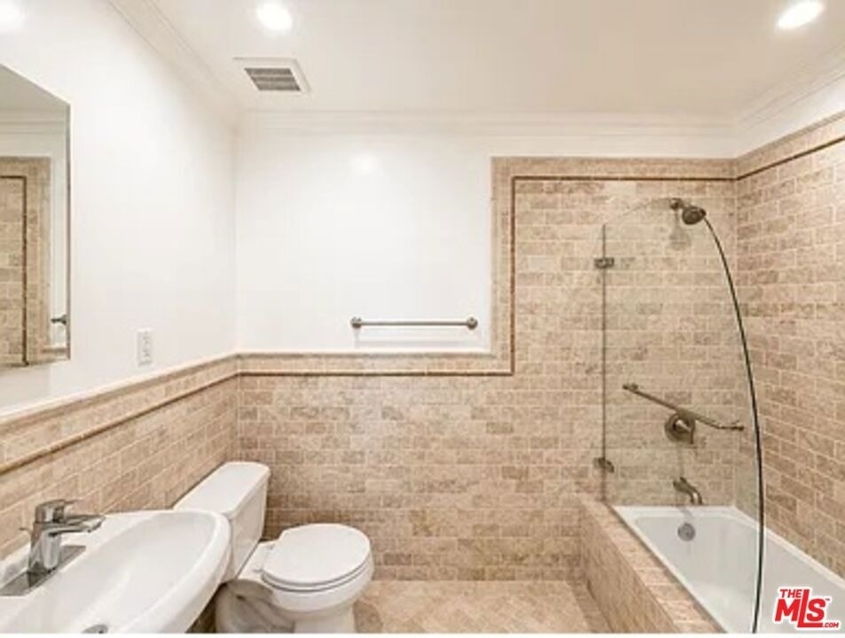 1028 12th Street - Photo 13