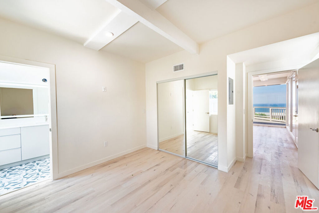 7273 Birdview Avenue - Photo 5