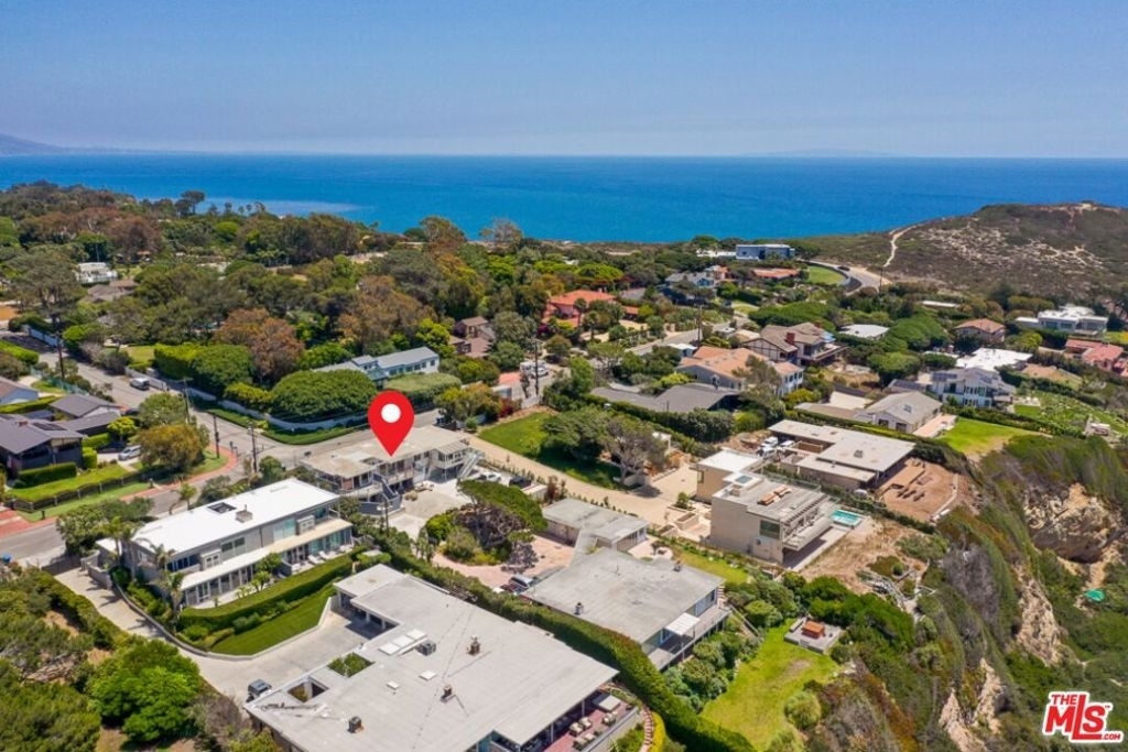 7273 Birdview Avenue - Photo 11