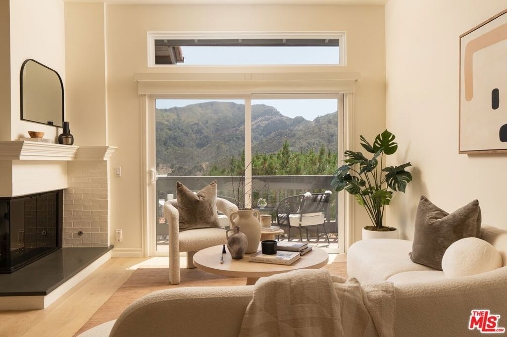 1692 Michael Lane - Photo 1