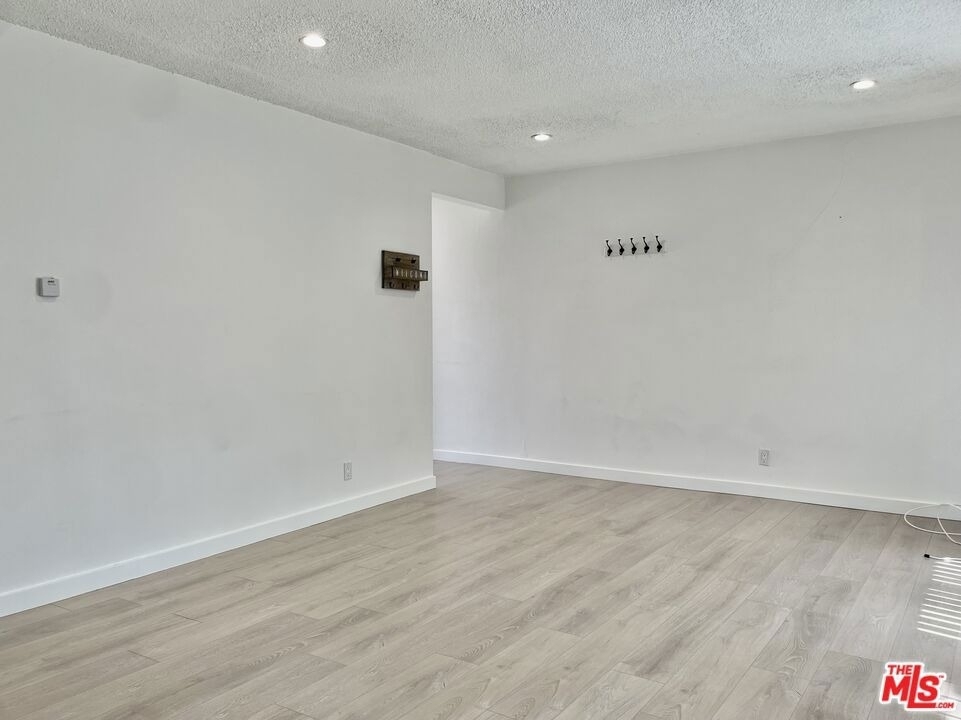 629 Hardin Drive - Photo 1