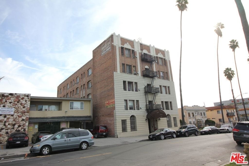 738 New Hampshire Avenue - Photo 12