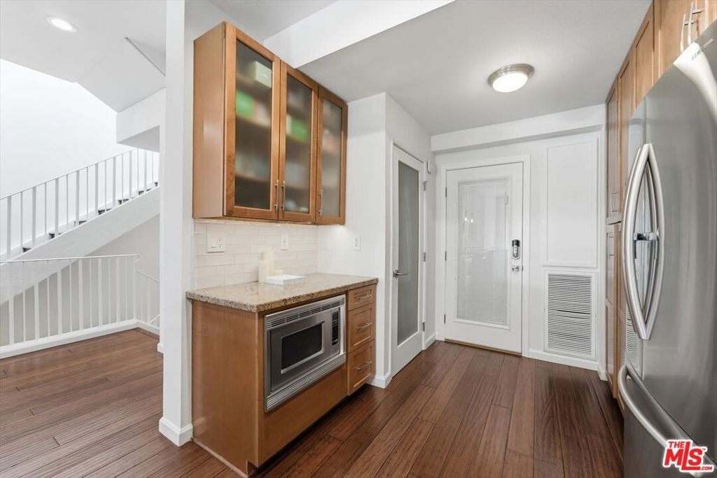 1544 Michael Lane - Photo 8