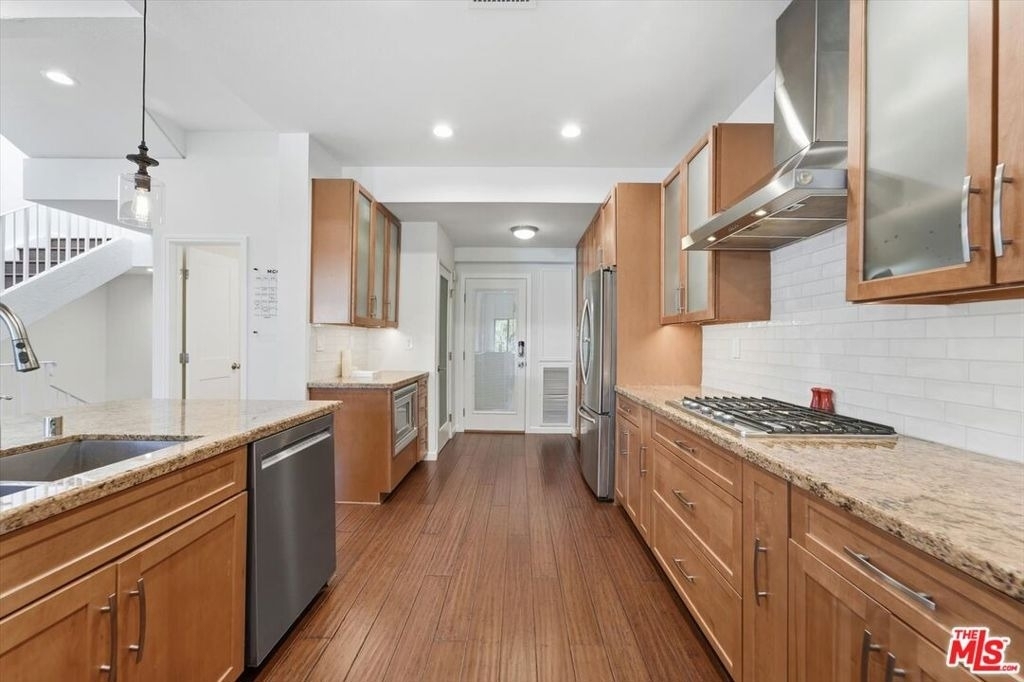 1544 Michael Lane - Photo 7