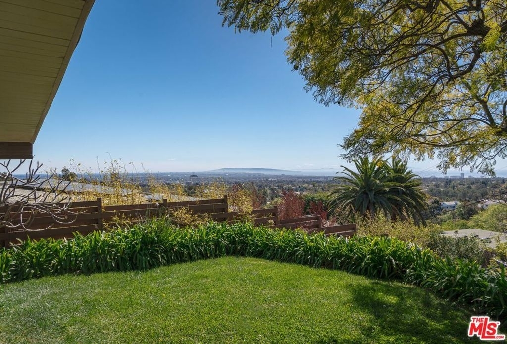 12421 Deerbrook Lane - Photo 2