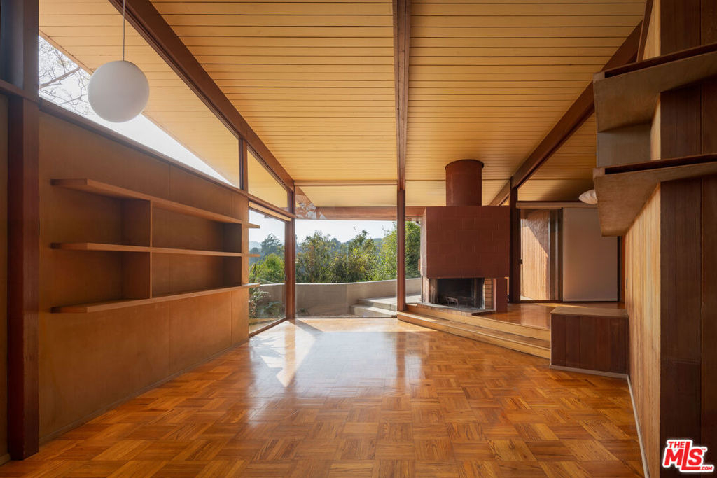 12421 Deerbrook Lane - Photo 7