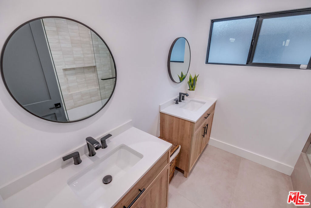 5715 Corteen Place - Photo 20