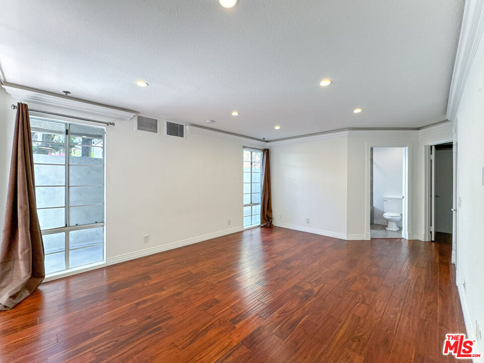 1733 Malcolm Avenue - Photo 16