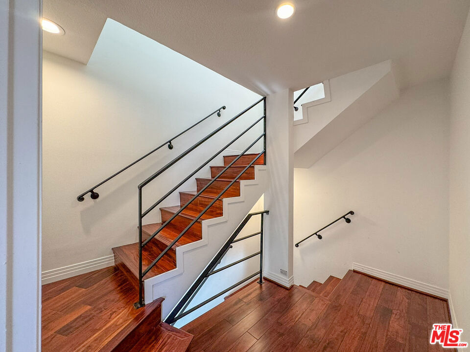 1733 Malcolm Avenue - Photo 6