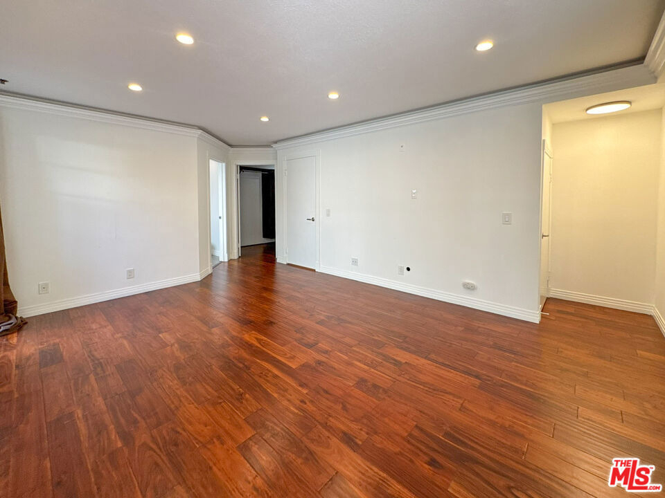 1733 Malcolm Avenue - Photo 18