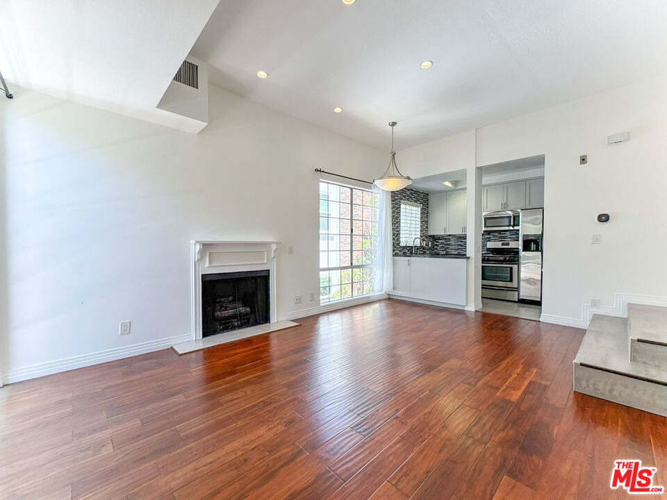 1733 Malcolm Avenue - Photo 5