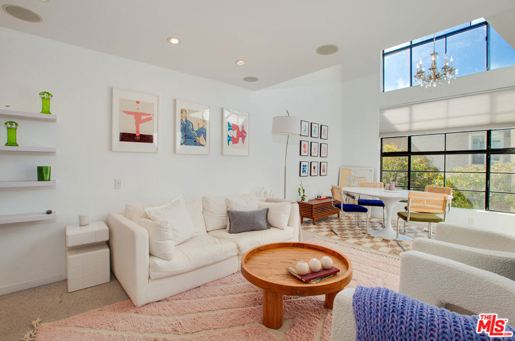 11645 Montana Avenue - Photo 8