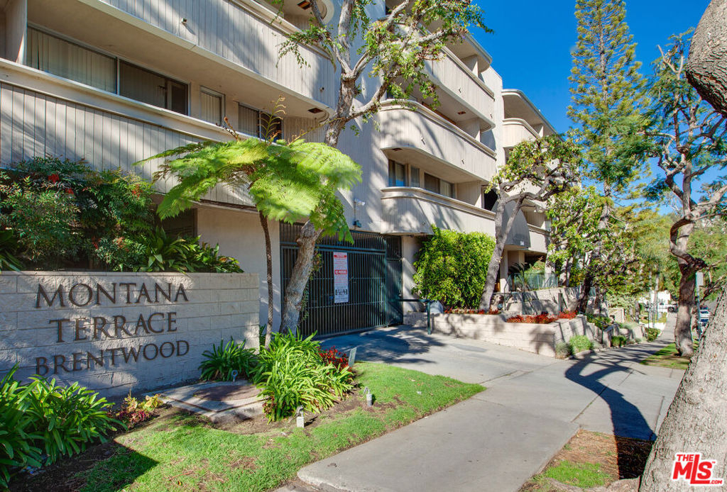 11645 Montana Avenue - Photo 23