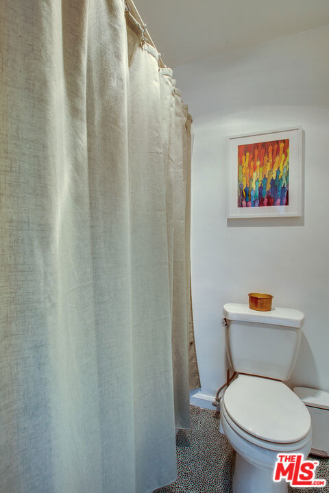 11645 Montana Avenue - Photo 18