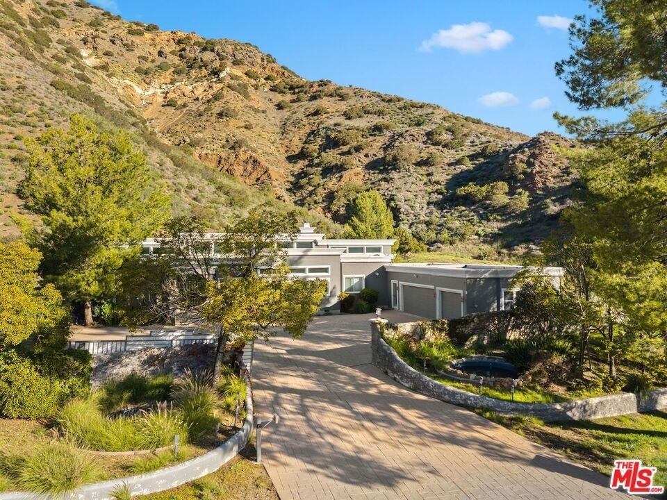 3699 Kanan Road - Photo 0