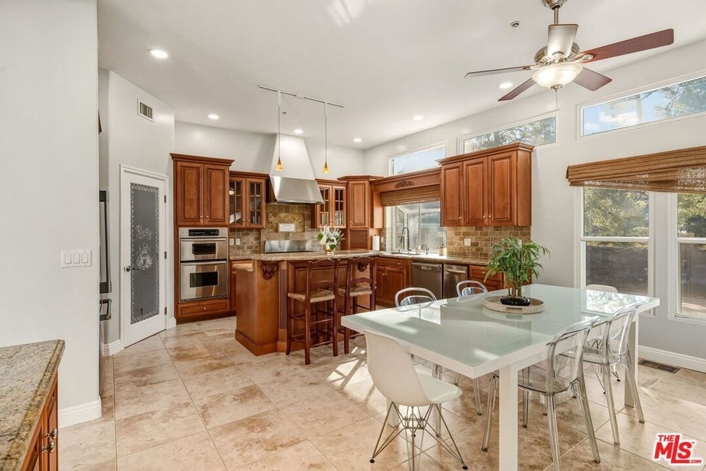 3699 Kanan Road - Photo 6