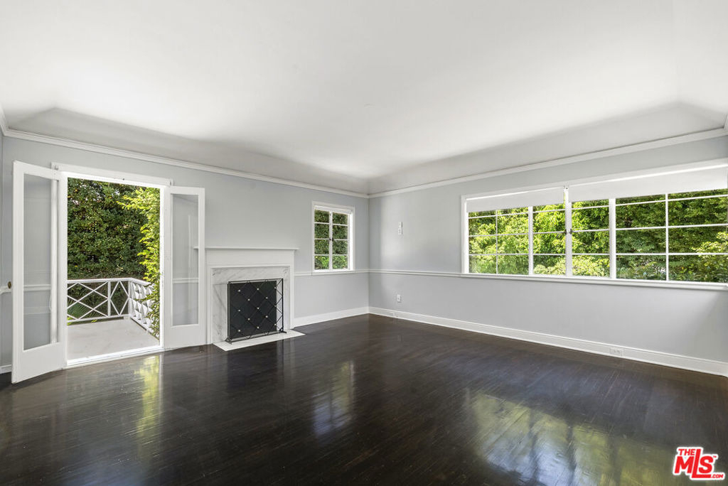 1910 Outpost Drive - Photo 19