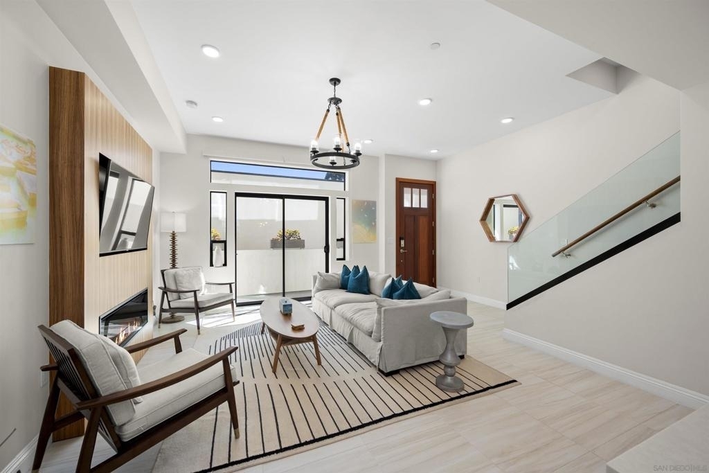 2925 Upshur - Photo 4