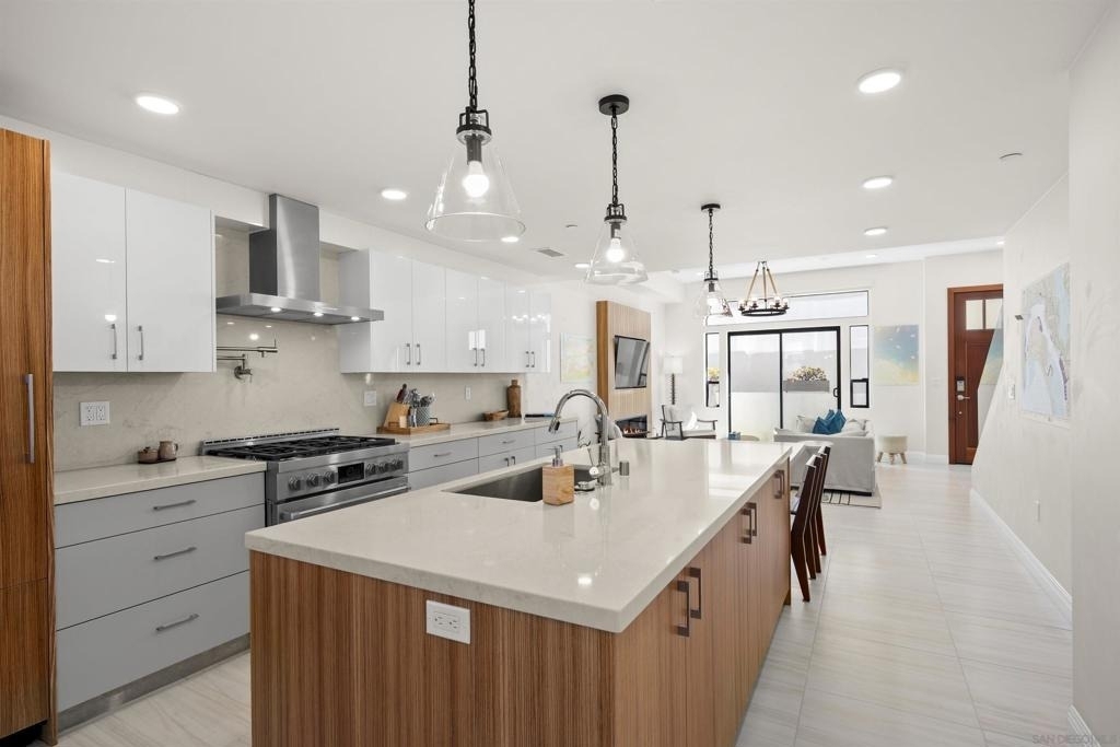 2925 Upshur - Photo 5