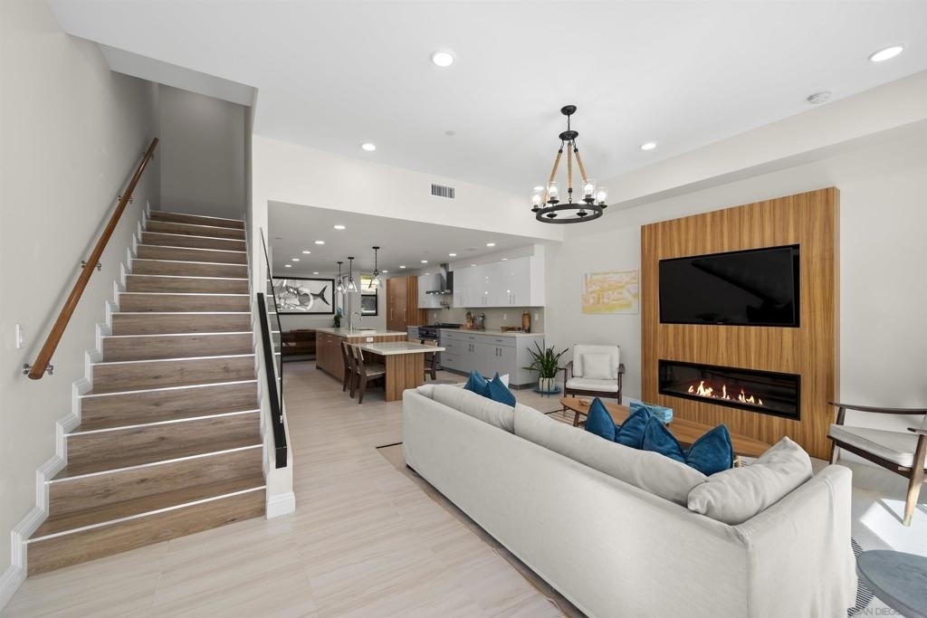 2925 Upshur - Photo 10