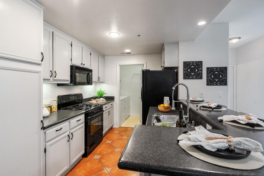 13021 Evening Creek Dr S - Photo 13