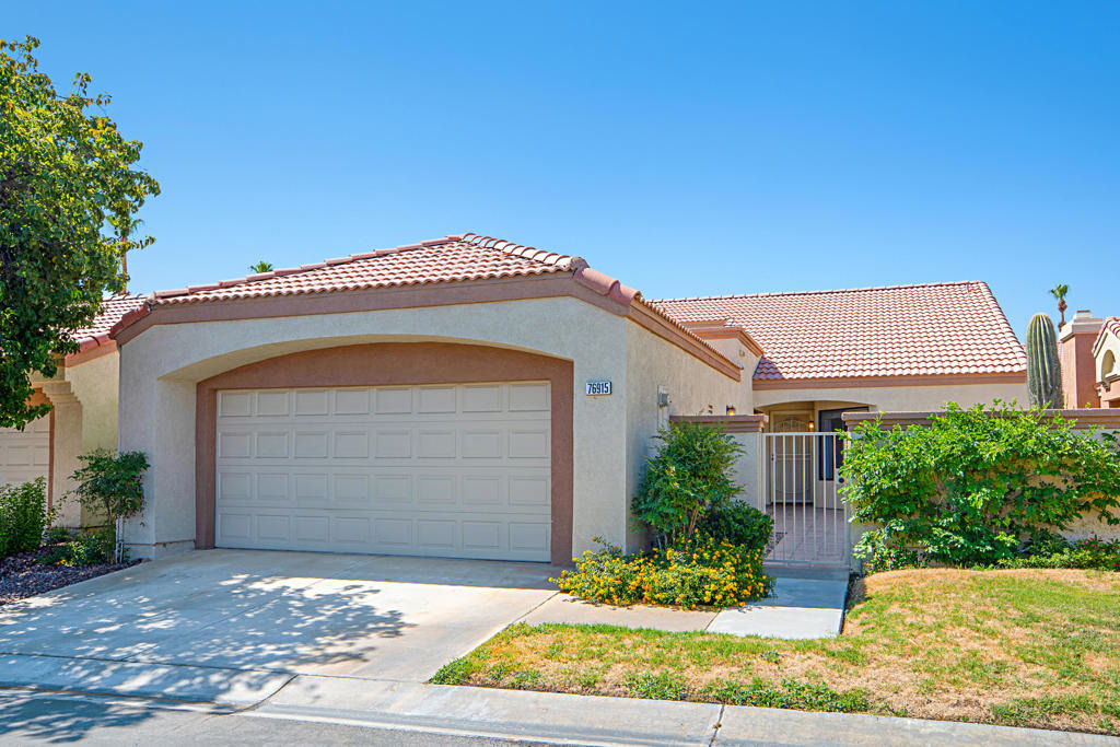 76915 Scimitar Way - Photo 0