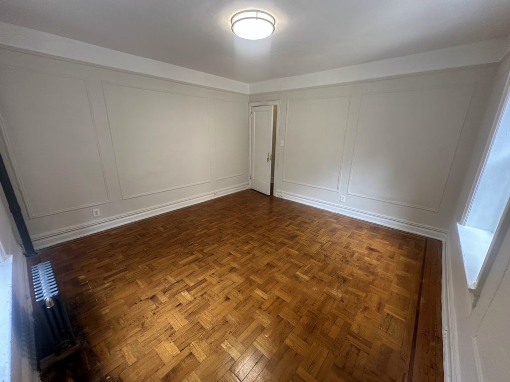41-41 46th Street - Photo 15