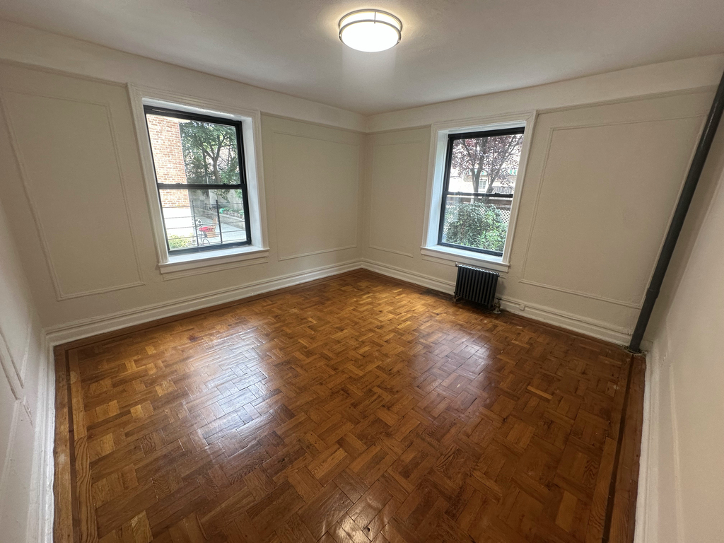 41-41 46th Street - Photo 13