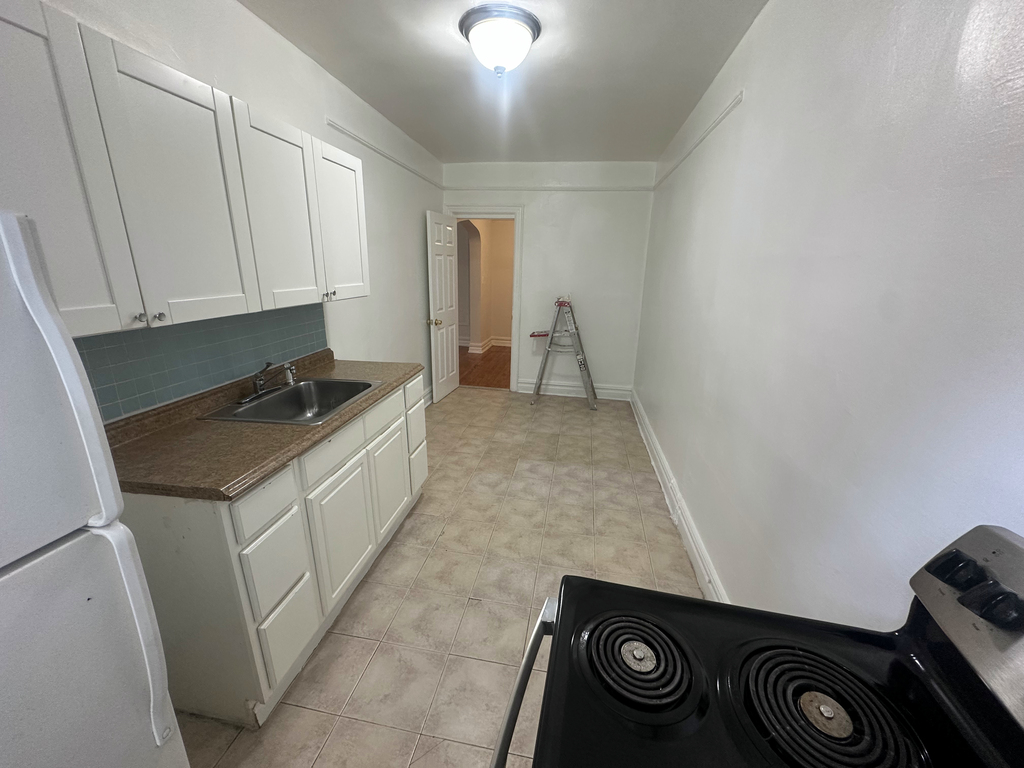 41-41 46th Street - Photo 8