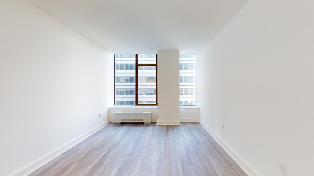 10 Hanover Square - Photo 3