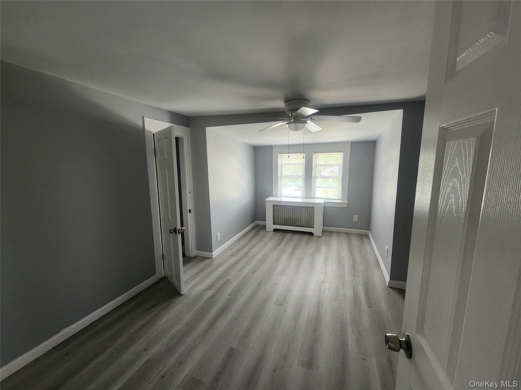 8203 Myrtle Avenue - Photo 2