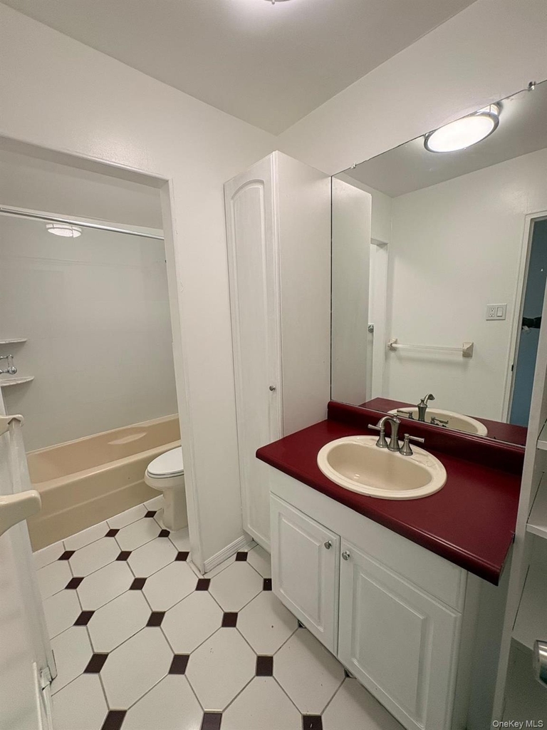 140-28 161st Street - Photo 9