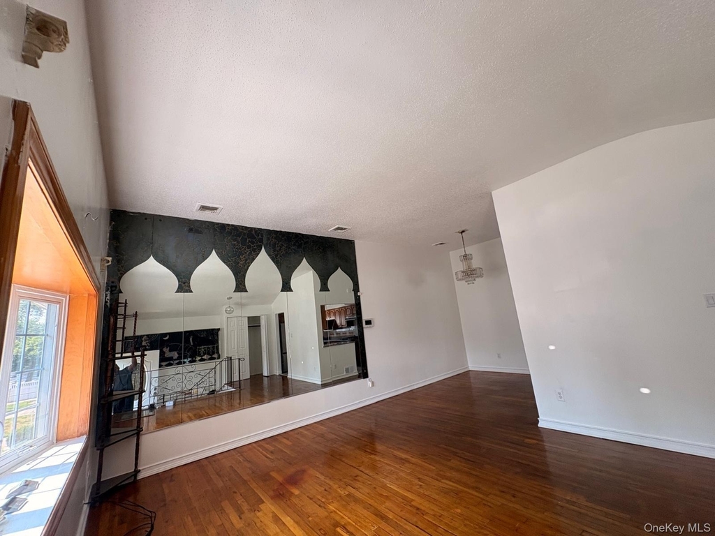 140-28 161st Street - Photo 12