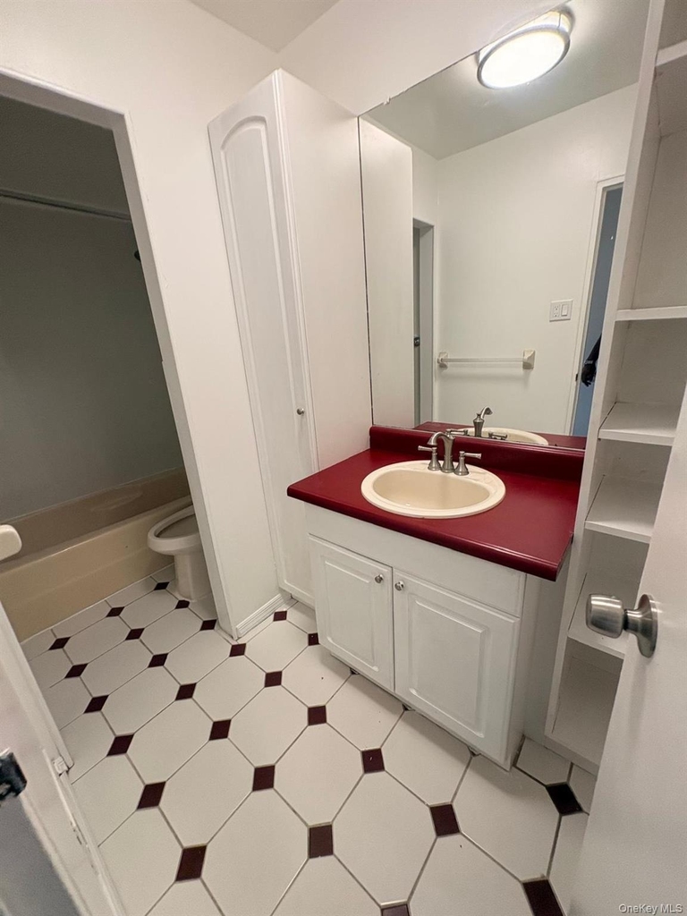 140-28 161st Street - Photo 5