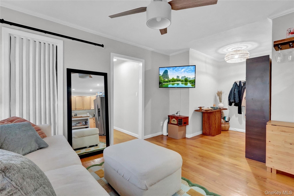 65 W Broadway - Photo 7