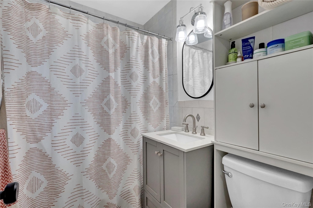 65 W Broadway - Photo 9