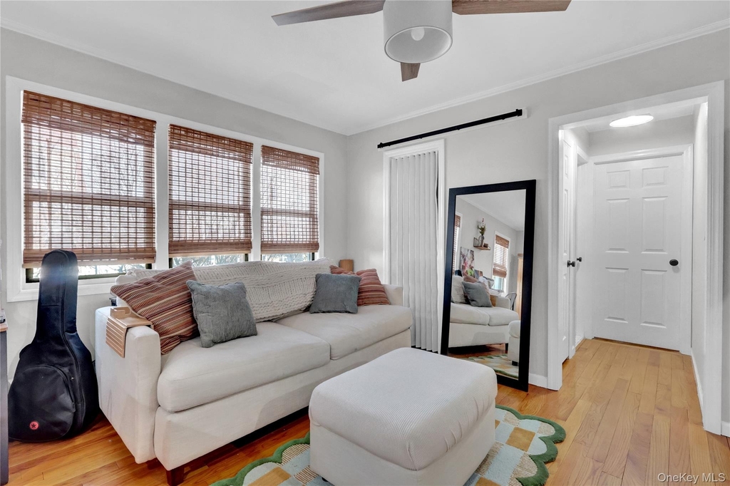 65 W Broadway - Photo 8