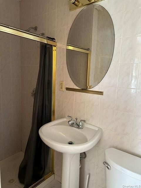410 Herricks Road - Photo 4