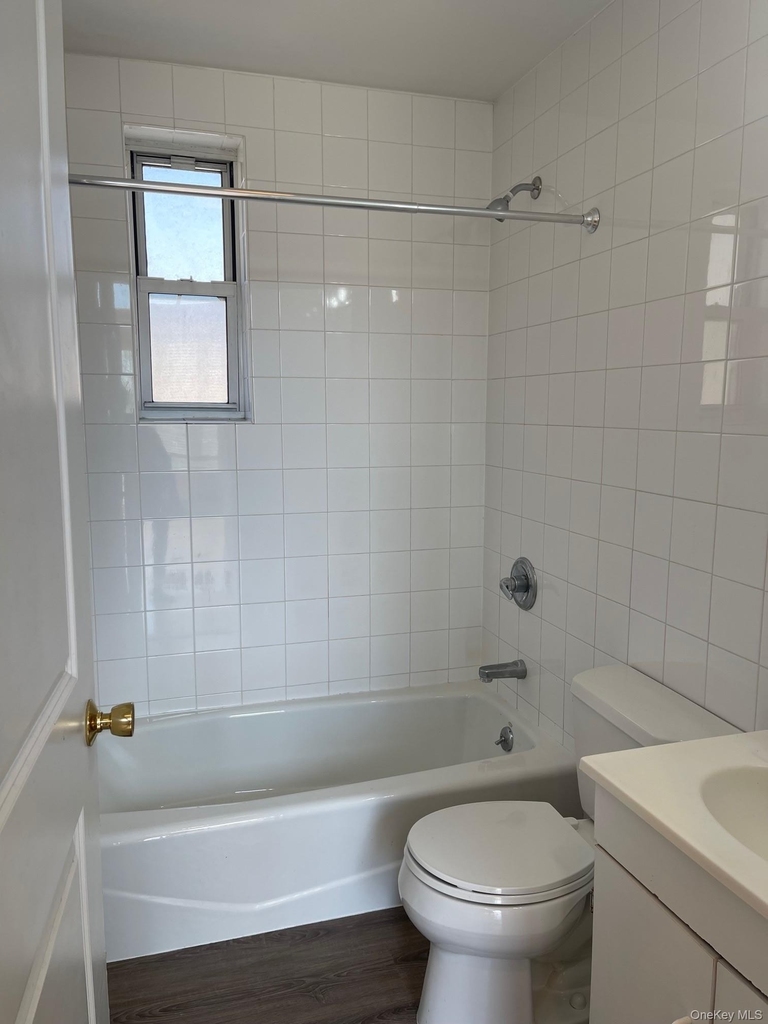 245-33 60th Avenue - Photo 8