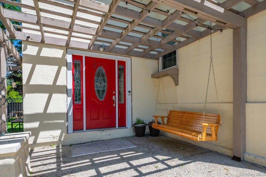 116 Soundview Avenue - Photo 8