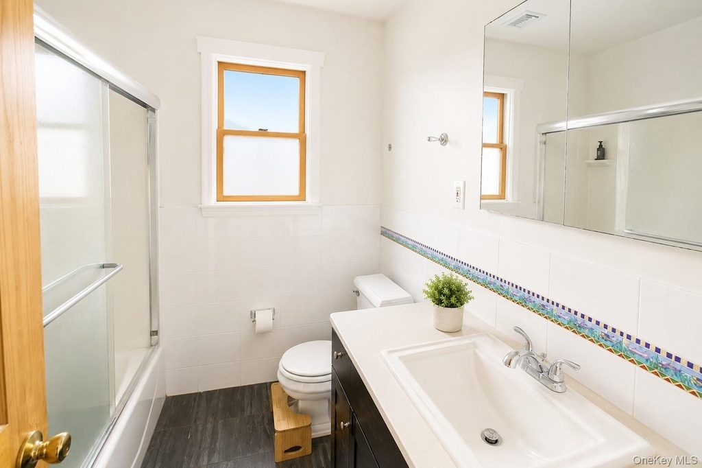 649 W Park Avenue - Photo 9