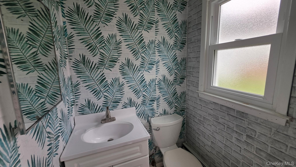 28 Roundhill Drive - Photo 6