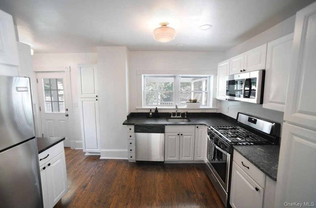 14 S Cedar Street - Photo 8