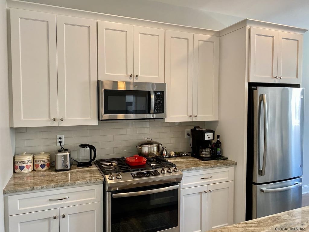 77 Van Dam Street - Photo 12