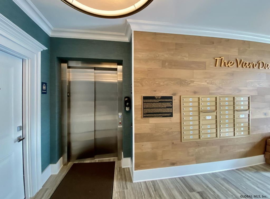 77 Van Dam Street - Photo 28